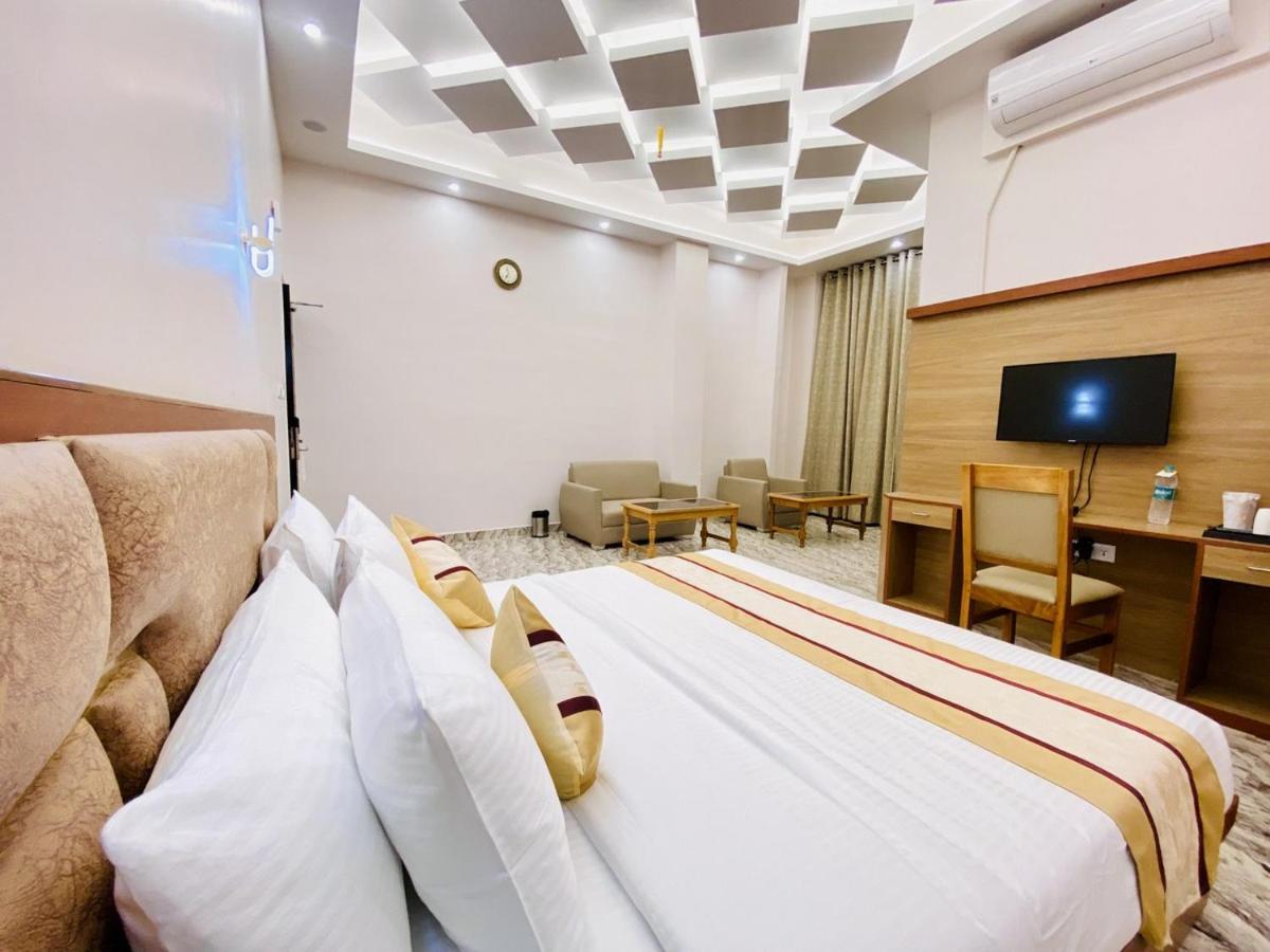 Hotel Imolesh インパール エクステリア 写真